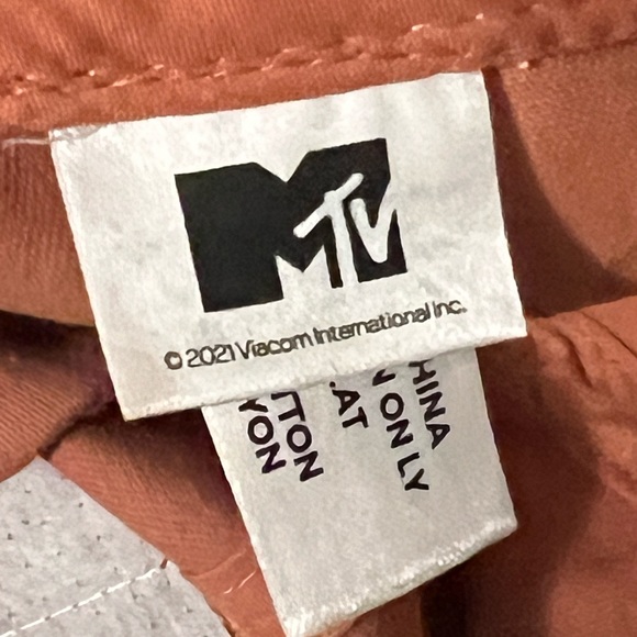 MTV adjustable ball cap - Picture 3 of 4